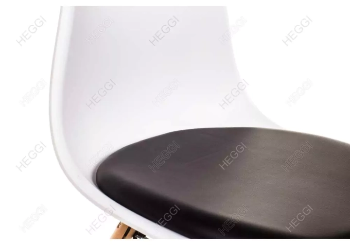 Стул Eames, Белый